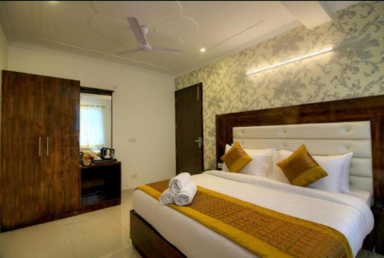 Hotel Ark Avalon- Delhi International Airport New Delhi Exteriör bild